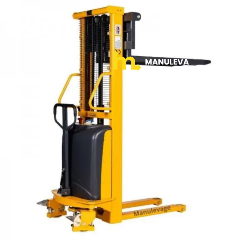 Vista delantera del Apilador Semi Eléctrico 1500Kg  horquillas altas