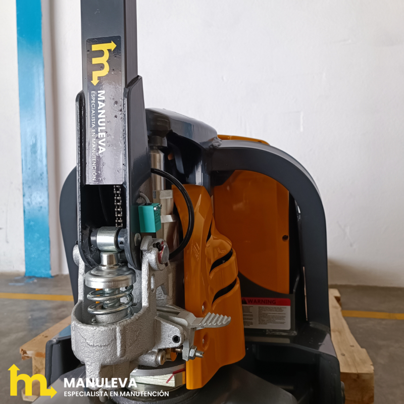 Zoom sobre la bomba hidráulica de la transpaleta eléctrica Batería litio 40 Ah