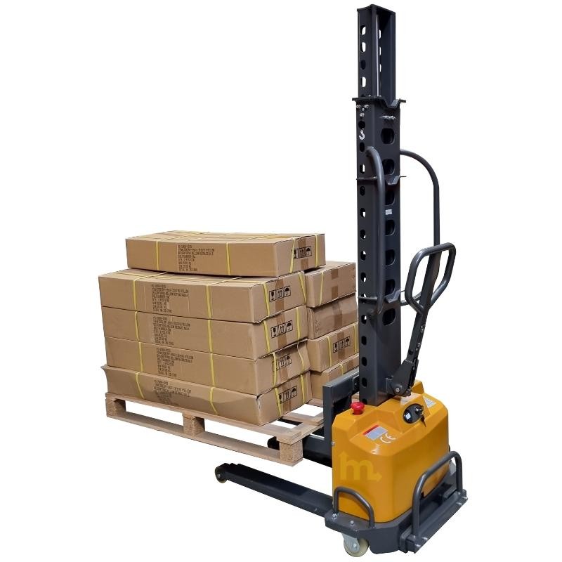 Apilador Autoportante capacidad 500kg con un palet.