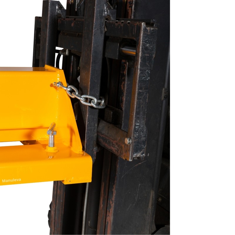 Zoom sobre la base de la 
Pluma para carretilla elevadora fija 3T