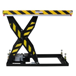 Vista general de la Mesa elevadora 2500 kg / plataforma: 1450x815 mm a máxima altura