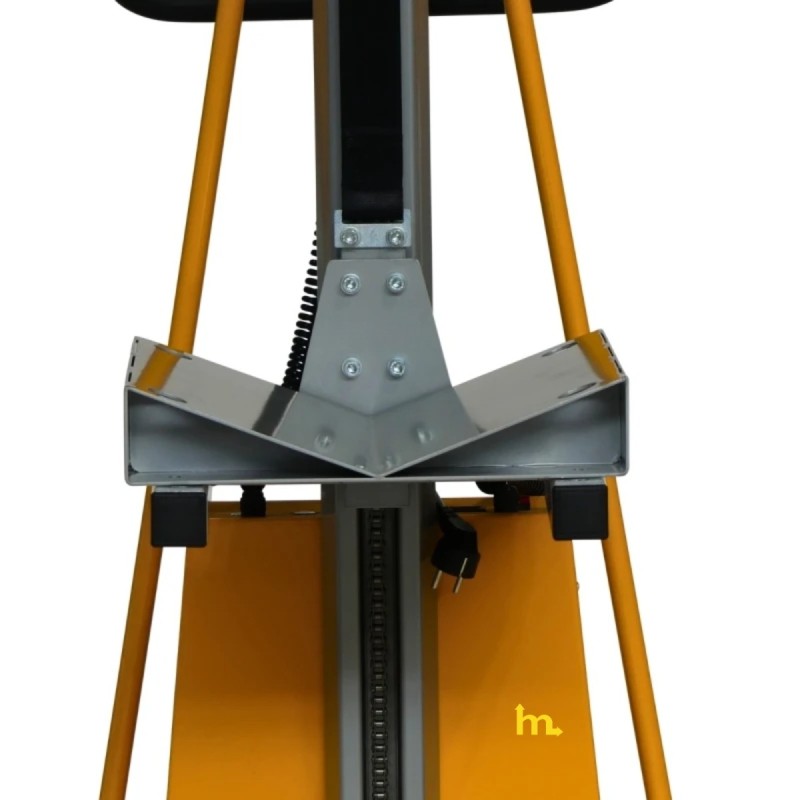 Vista del soporte en V para bobinas en apilador puesto de trabajo