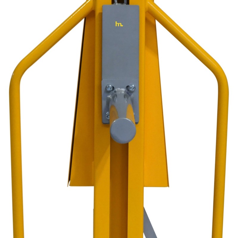 Vista frontal del manipulador de bobinas para apilador puesto de trabajo